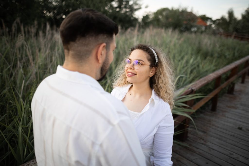 rw-post1-couple